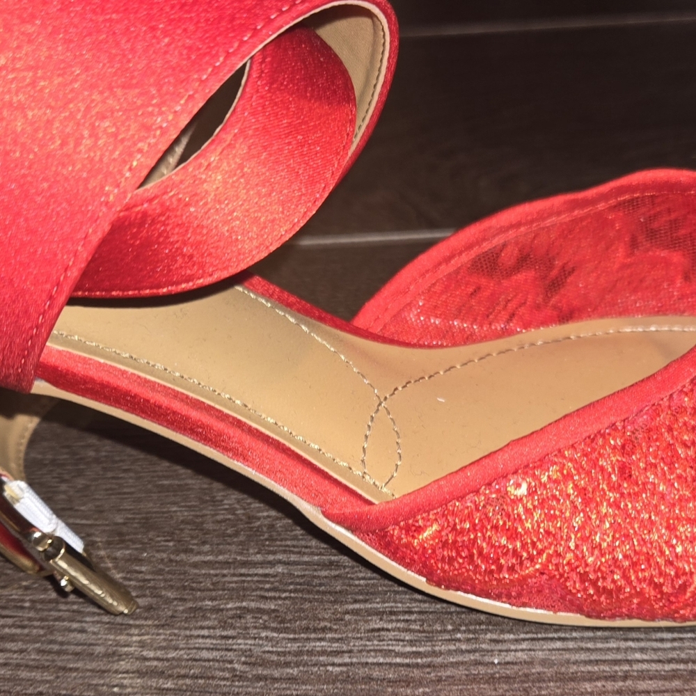 Heels. - Picture 6 of 8